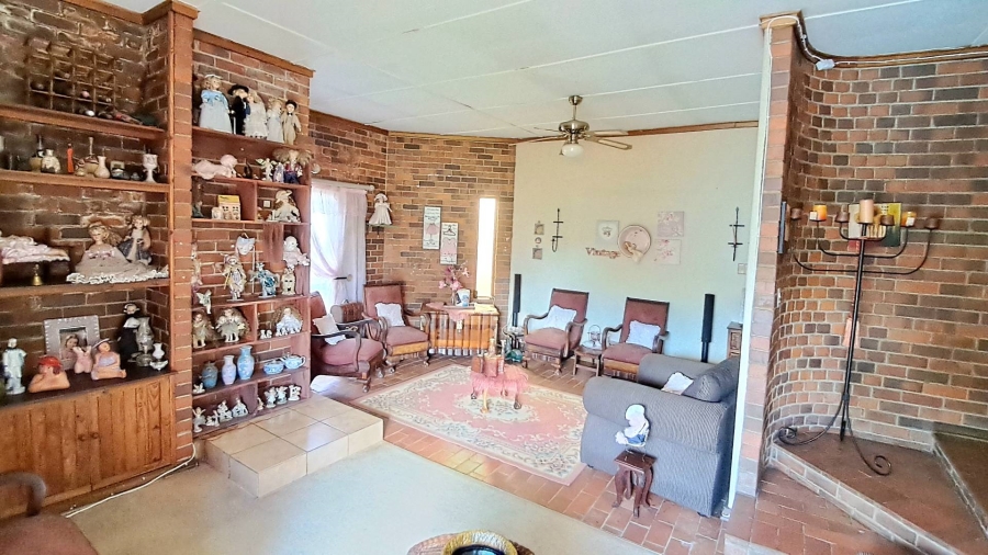 4 Bedroom Property for Sale in Universitas Free State